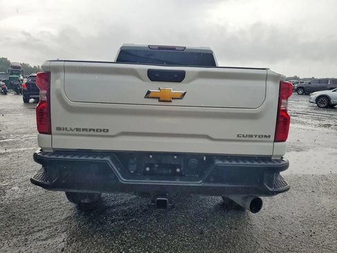 Used 2025 Chevrolet Silverado 2500 Custom w/ Custom Value Package AWD/4WD image 6