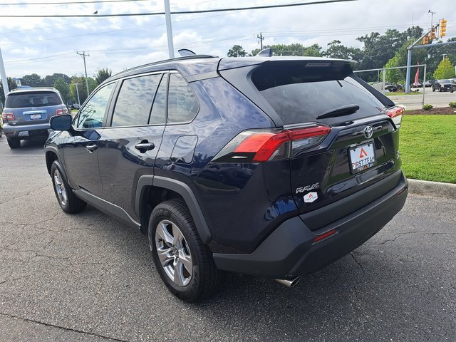 Used 2025 Toyota RAV4 XLE AWD/4WD image 10