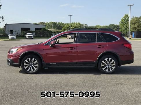Used 2016 Subaru Outback 2.5i Limited AWD/4WD image 2