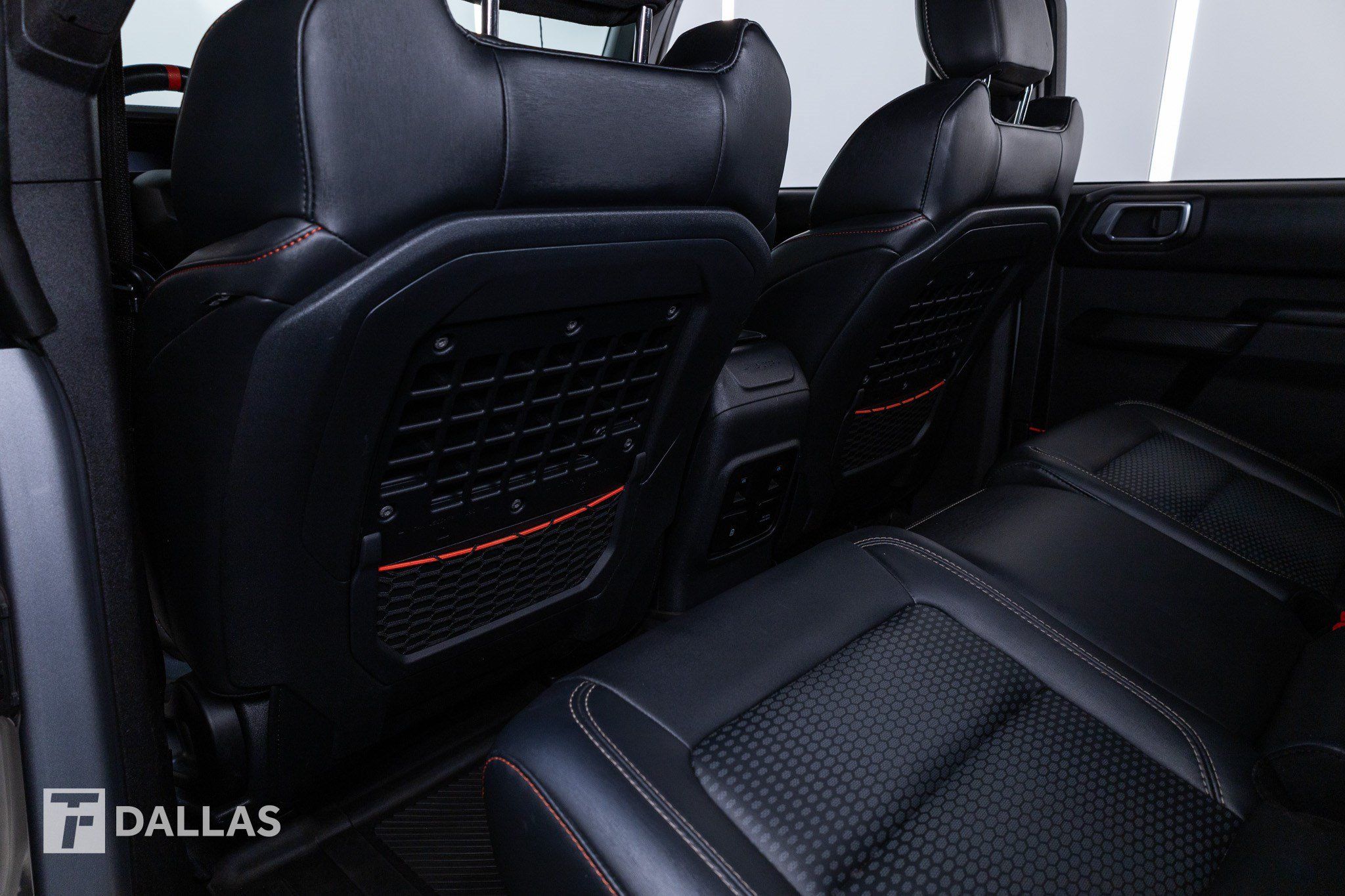 Used 2024 Ford Bronco Raptor AWD/4WD image 36