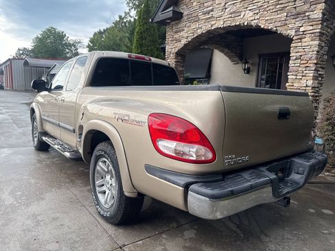 Used 2003 Toyota Tundra SR5 RWD image 3