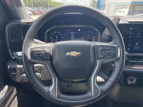 Used 2023 Chevrolet Silverado 1500 LT AWD/4WD image 21