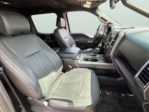 Used 2016 Ford F150 XLT w/ Equipment Group 302A Luxury AWD/4WD image 33