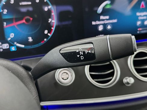 Used 2023 Mercedes-Benz E 350 Sedan image 19