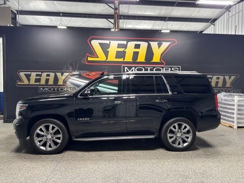 Used 2016 Chevrolet Tahoe LTZ AWD/4WD image 2