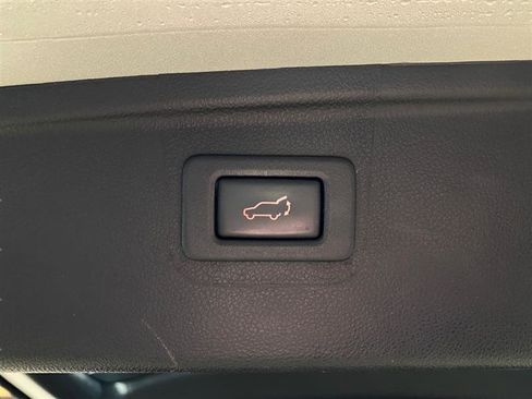 Used 2019 Subaru Outback 3.6R Limited w/ Popular Package #2 image 26