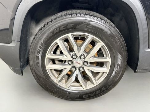 Used 2019 GMC Acadia SLE image 32