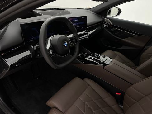 Certified 2026 BMW 530i xDrive w/ Premium Package image 12