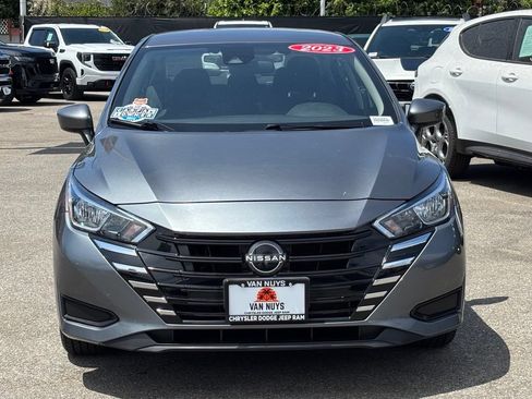 Used 2023 Nissan Versa SV FWD image 6