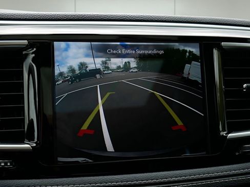 Used 2020 Chrysler Pacifica Limited w/ S Appearance Package FWD image 27