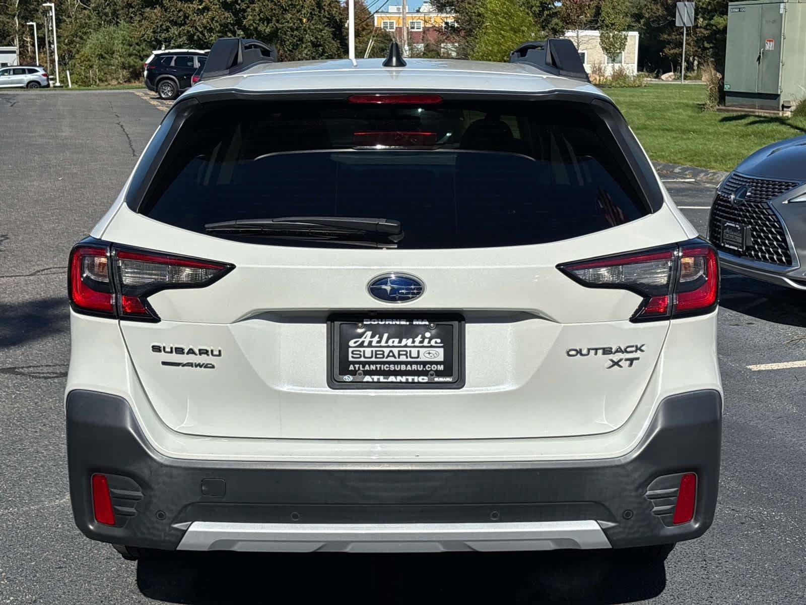 Used 2022 Subaru Outback Limited XT AWD/4WD image 4
