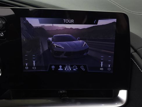 Used 2024 Chevrolet Corvette Stingray Coupe w/ Z51 Performance Package image 36