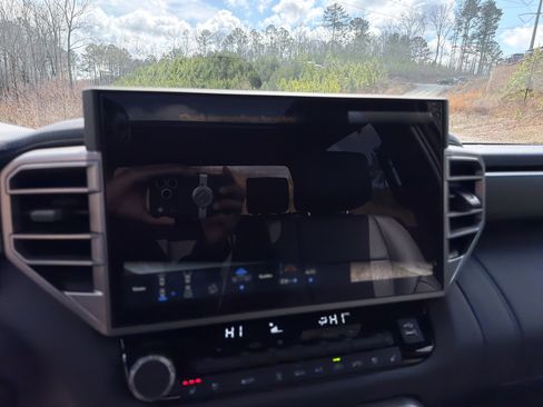 Used 2026 Toyota Tundra Platinum image 29