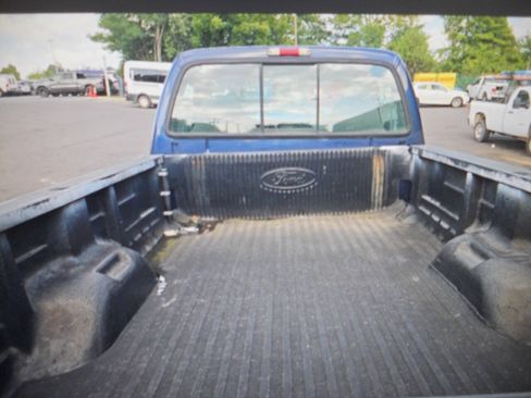 Used 2005 Ford F250 XLT RWD image 5