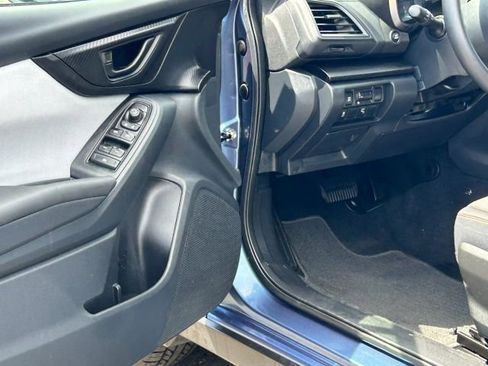 Used 2018 Subaru Crosstrek 2.0i Premium w/ Eyesight System AWD/4WD image 19