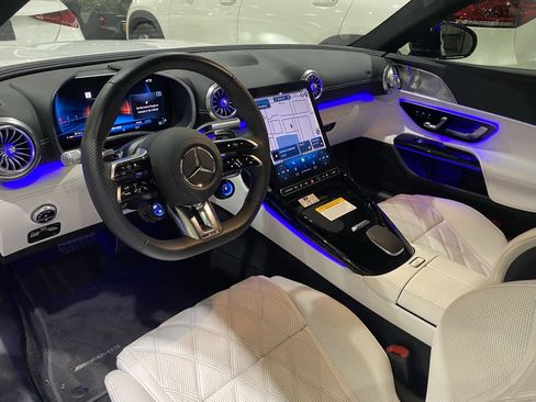 Certified 2025 Mercedes-Benz SL 43 AMG image 2