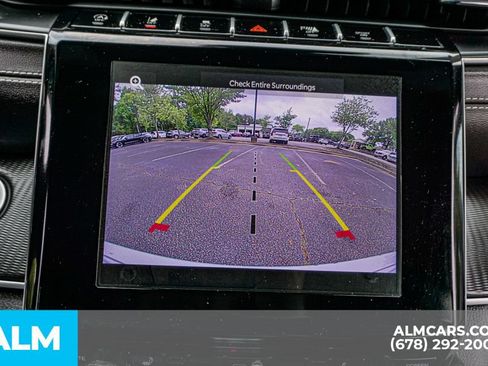 Used 2025 Jeep Grand Cherokee Altitude AWD/4WD image 35