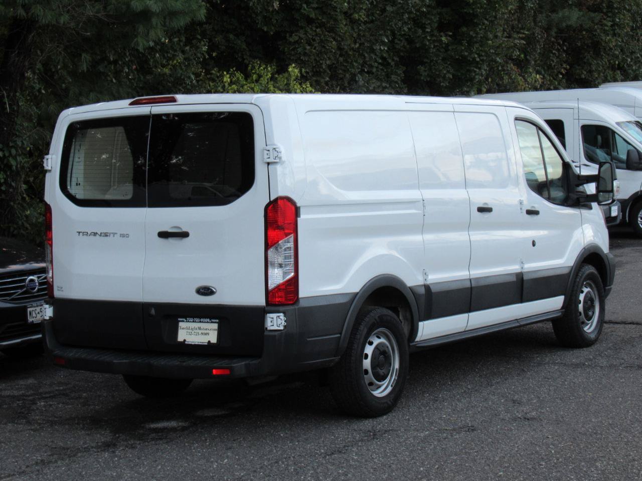 Used 2018 Ford Transit 150 130 Low Roof RWD image 2