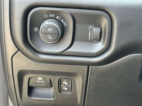 Used 2022 RAM 1500 Big Horn image 19