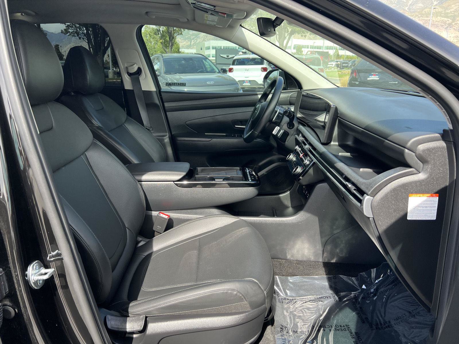 Certified 2025 Hyundai Tucson SEL AWD/4WD image 5
