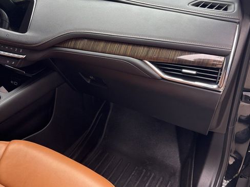 Used 2019 Cadillac XT4 Sport image 14