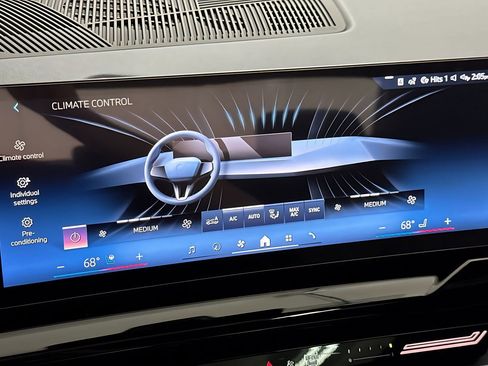 Used 2026 BMW 530i w/ Premium Package image 25