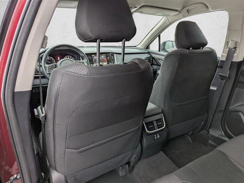 Used 2023 Subaru Outback Premium image 23