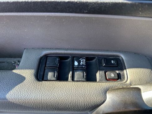 Used 2011 Honda CR-V LX image 15