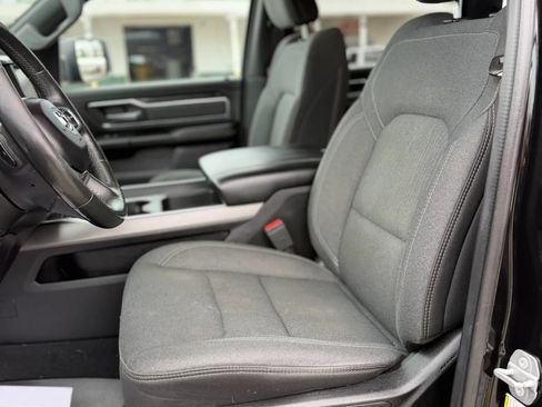 Used 2019 RAM 1500 Big Horn AWD/4WD image 12