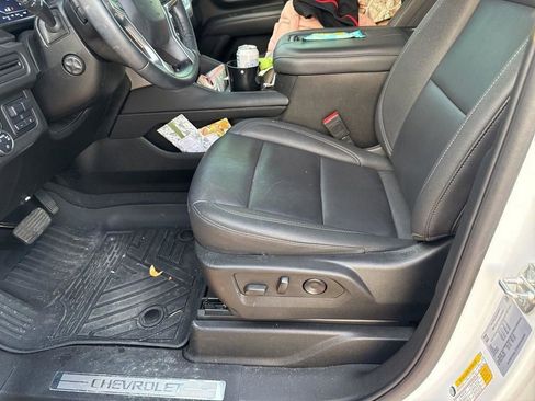 Used 2024 Chevrolet Tahoe Z71 w/ Luxury Package image 35