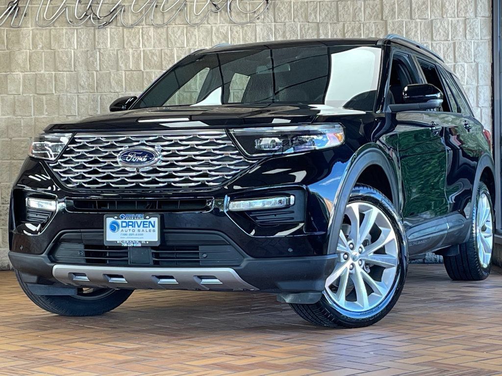 Used 2023 Ford Explorer Platinum w/ Technology Package AWD/4WD image 2