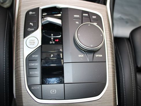 Used 2025 BMW 330i Sedan RWD image 40