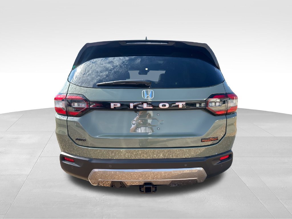 New 2026 Honda Pilot TrailSport image 4