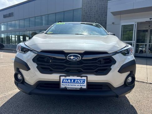 Used 2024 Subaru Crosstrek 2.0i Premium AWD/4WD image 8