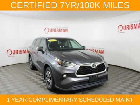Used 2023 Toyota Highlander XLE AWD/4WD image 11