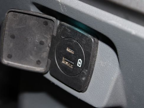 Used 2023 Ford F150 XLT w/ Equipment Group 301A Mid image 32