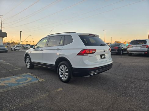 Used 2018 Volkswagen Tiguan S image 10