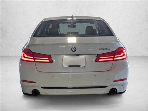 Used 2018 BMW 530e RWD image 5