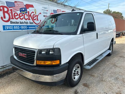 Used 2024 GMC Savana 2500 w/ Driver Convenience Package image 6