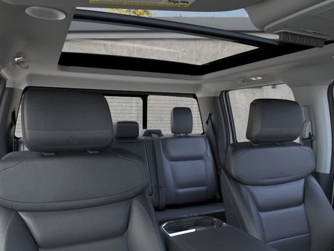 New 2026 Ford F350 Lariat w/ Black Appearance Package image 22