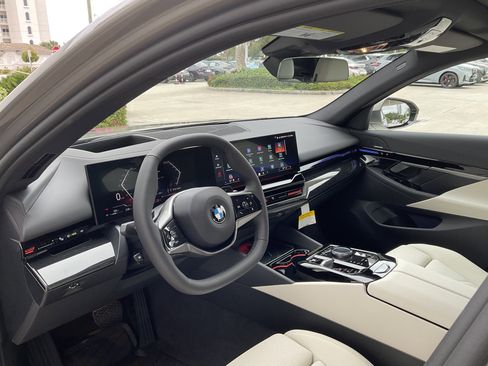 New 2026 BMW 530i w/ Premium Package image 9