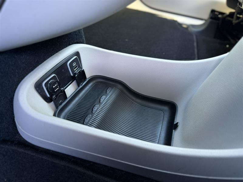 Used 2021 Chrysler Pacifica Touring-L w/ Premium & Safety Sphere Group FWD image 23