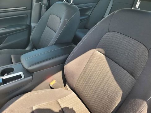 Certified 2025 Nissan Altima 2.5 S FWD image 13
