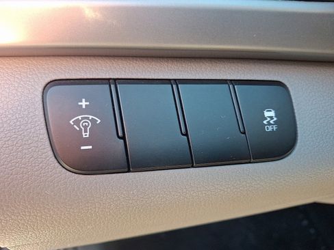 Used 2017 Hyundai Elantra SE image 24