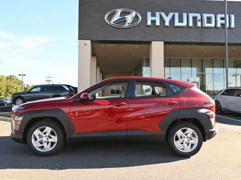 New 2026 Hyundai Kona SE image 9