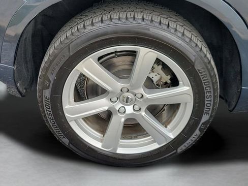 Used 2023 Volvo XC90 B5 Core image 5