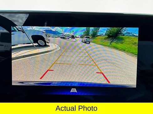 Used 2024 Chevrolet Trax LT w/ Driver Confidence Package image 23