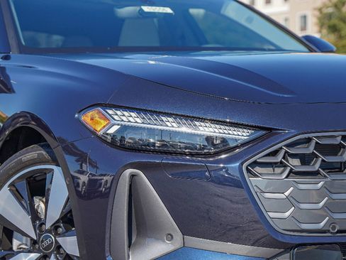 New 2025 Audi A5 2.0T Prestige image 3