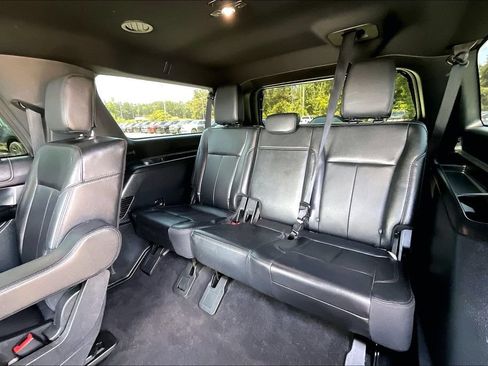 Used 2021 Ford Expedition Max XLT RWD image 24