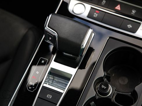 Used 2020 Audi Q7 2.0T Premium Plus w/ Premium Plus Package image 40